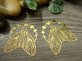 Yöperhonenriipus, 39x33mm, kulta, 1kpl