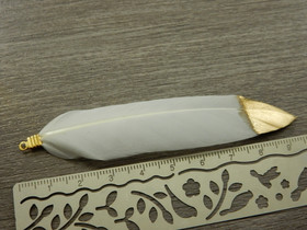 Hanhen sulka/höyhen, n.7cm, valkoinen/kulta, 1kpl