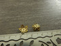 Helmihattu kupera kukka, 8mm, kulta, 20kpl