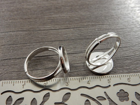 Sormuspohja säädettävä, n.17mm, 12mm kapussille , kirkashopea, 1kpl