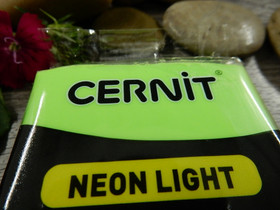 Cernit Neon light, 56g, 600 green, 1kpl