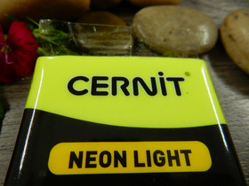 Cernit Neon light, 56g, 700 yellow, 1kpl
