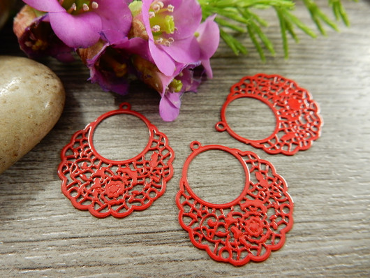 Kuvioriipus, 22x20mm, punainen, 1kpl