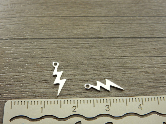 Salamariipus, 12x4mm, kirkashopea, 1kpl