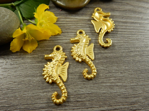 Merihevonenriipus, 29x12mm, kulta, 1kpl