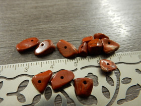 Kivisiruhelmi punainen jaspis, 3-14mm, punainen, 20kpl