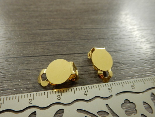 Korvakoruklipsi, 10mm, kulta/rst, 1pari