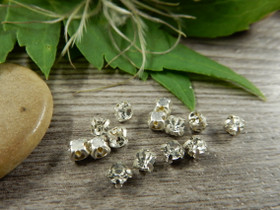 Koriste/ kapussi strassi, 3x2.5mm, kromi, 50kpl