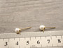 Korvakorutappi lenkillä helmi, 5x17mm, vaaleakulta/ rst, 1pari
