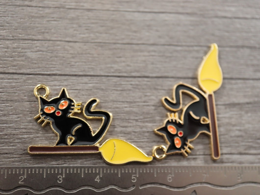 Kissariipus, 23x34mm, moniväri, 1kpl