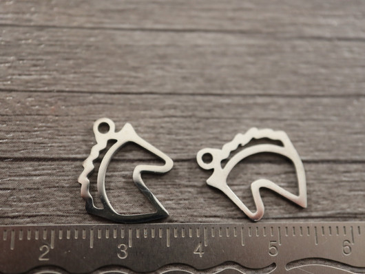 Hevonenriipus, 16x13mm, rst, 1kpl
