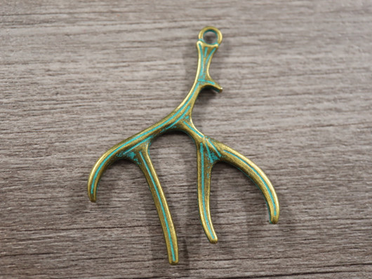 Sarvetriipus, 52x40mm, patinapronssi, 1kpl