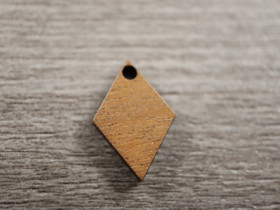 Puuriipus neljäkäs, 18x12mm, ruskea, 10kpl