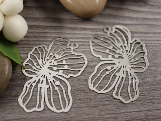 Kukkariipus, 37x30mm, kromi, 1kpl