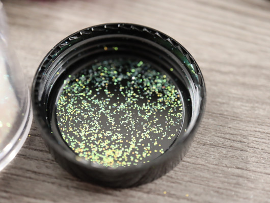 Glitter, valkoinen, n.4g, 1kpl POSTIPAKETTI TOIMITUS