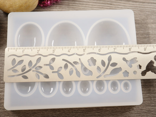 Silikonimuotti soikea, 86x66x10mm, 1kpl