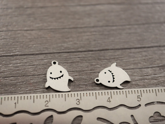 Kummitusriipus, 12x10mm, rst, 1kpl