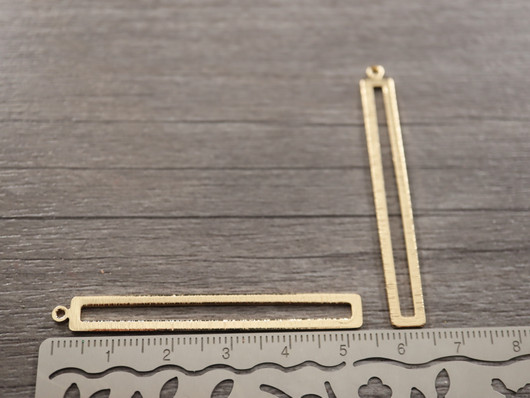 Suorakulmioriipus, 53x7mm, kulta, 1kpl