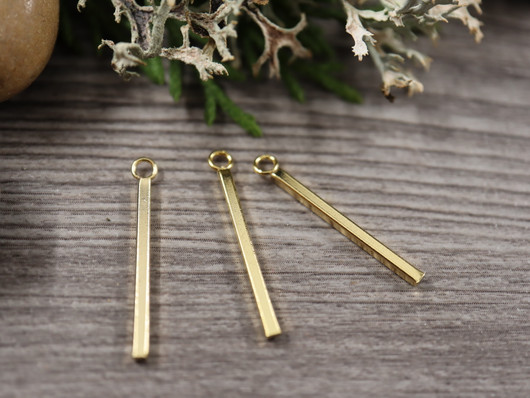 Palkkiriipus, 23x1.5mm, 24K kulta/rst, 1kpl