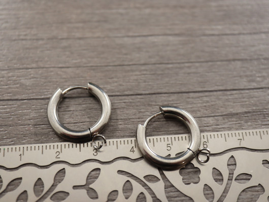 Korvakorurengas huggie,  20x18x3mm, rst, 1pari