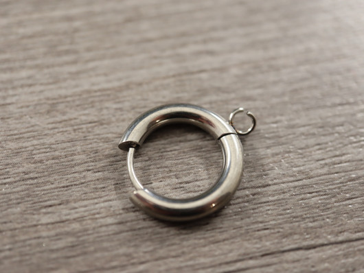 Korvakorurengas huggie,  20x18x3mm, rst, 1pari