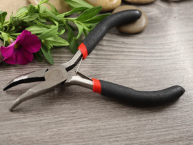 Kaarevapäiset korupihdit, 12cm, uralliset, musta, 1kpl