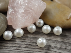 Akryylihelmi puoliporattu, 8mm, kerma, 20kpl