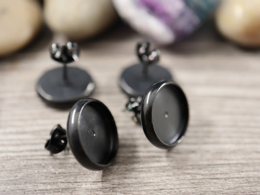 Korvakorutappi kapussille+lukko, 12mm, musta/rst, 1pari