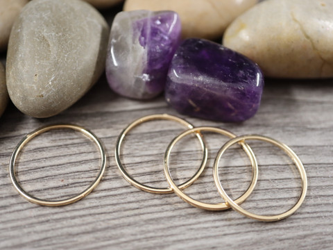Linkki ympyrä, 20x1mm, umpi, 18K/vaaleakulta, 1kpl