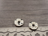 Akryylihelmi litteä, 12x2mm, hopea, 20kpl
