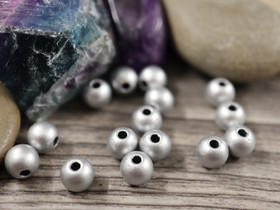 Akryylihelmi, 6mm, mattahopea, 20kpl