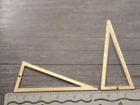 Kolmioriipus, 50x20mm, vaaleakulta, 1kpl