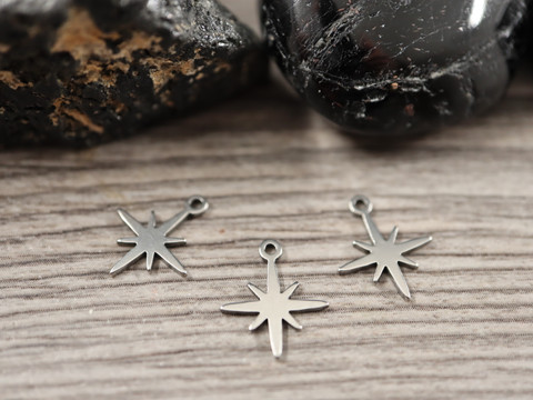 Tähtiriipus, 12x10mm, rst, 1kpl
