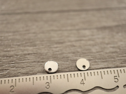 Ympyräriipus, 4mm, rst, 1kpl