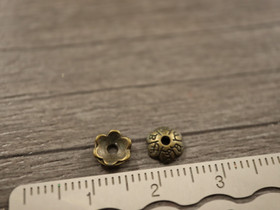 Helmihattu kukka, 6mm, pronssi, 20kpl