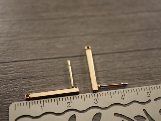 Korvakorutappi lenkillä palkki, 20x2mm, vaaleakulta, 1pari