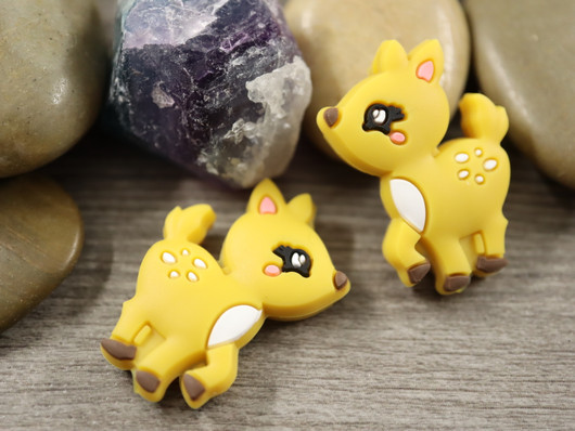 Silikonihelmi peura, 30x20mm, keltainen, 1kpl