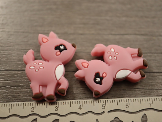 Silikonihelmi peura, 30x20mm, pinkki, 1kpl