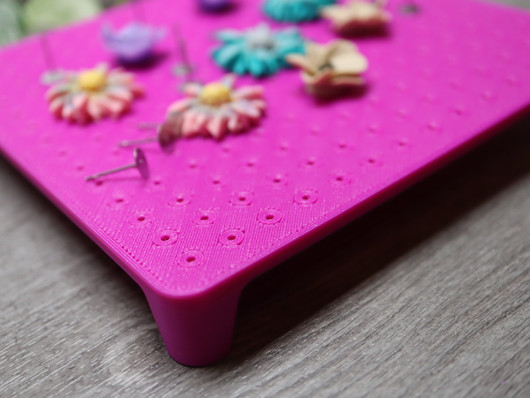 Nappikorvakorupidike+tahmea silikonialusta, 12x12mm, 1kpl