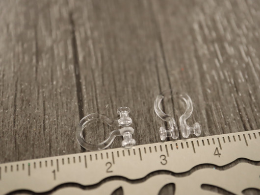 Korvakorutappi reiättömään korvaan, 11x8mm, kirkas, 10paria