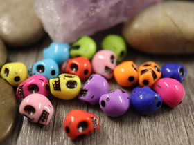 Akryylihelmi pääkallo, 10x8x9mm, mixsetti, 20kpl