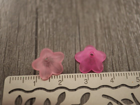 Akryylihelmi kukka, 7x13mm, mixsetti, 20kpl