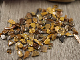 Kivisiruja tiikerinsilmä reiätön, n.2-8mm, ruskea, 10g n.170kpl