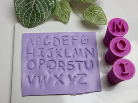 Leimasin isot kirjaimet 10mm, 1kpl