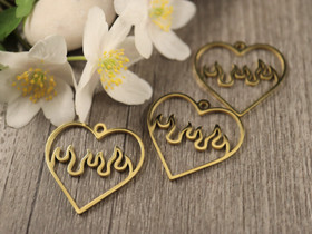 Sydänriipus, 24x25mm, 18K kulta/rst, 1kpl