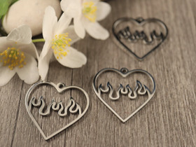 Sydänriipus, 24x25mm, rst, 1kpl