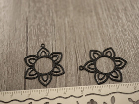 Kukkariipus, 30x24mm, musta, 1kpl