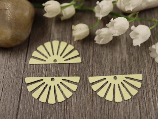 Puoliympyräriipus, 12x23mm, vaaleankeltainen, 1kpl