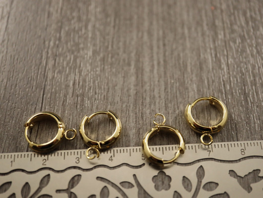 Korvakorurengas lenkillä huggie, 13x4mm, 24K/kulta/rst, 1pari