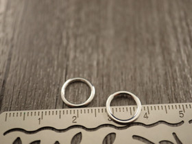 Linkki ympyrä, 10x0,9mm, umpi, kirkashopea/rst, 10kpl